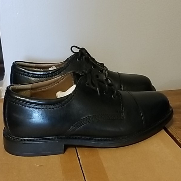 [DOCKERS] Gordon Leather Oxford Cap Toe Dress Shoe - Picture 6 of 16